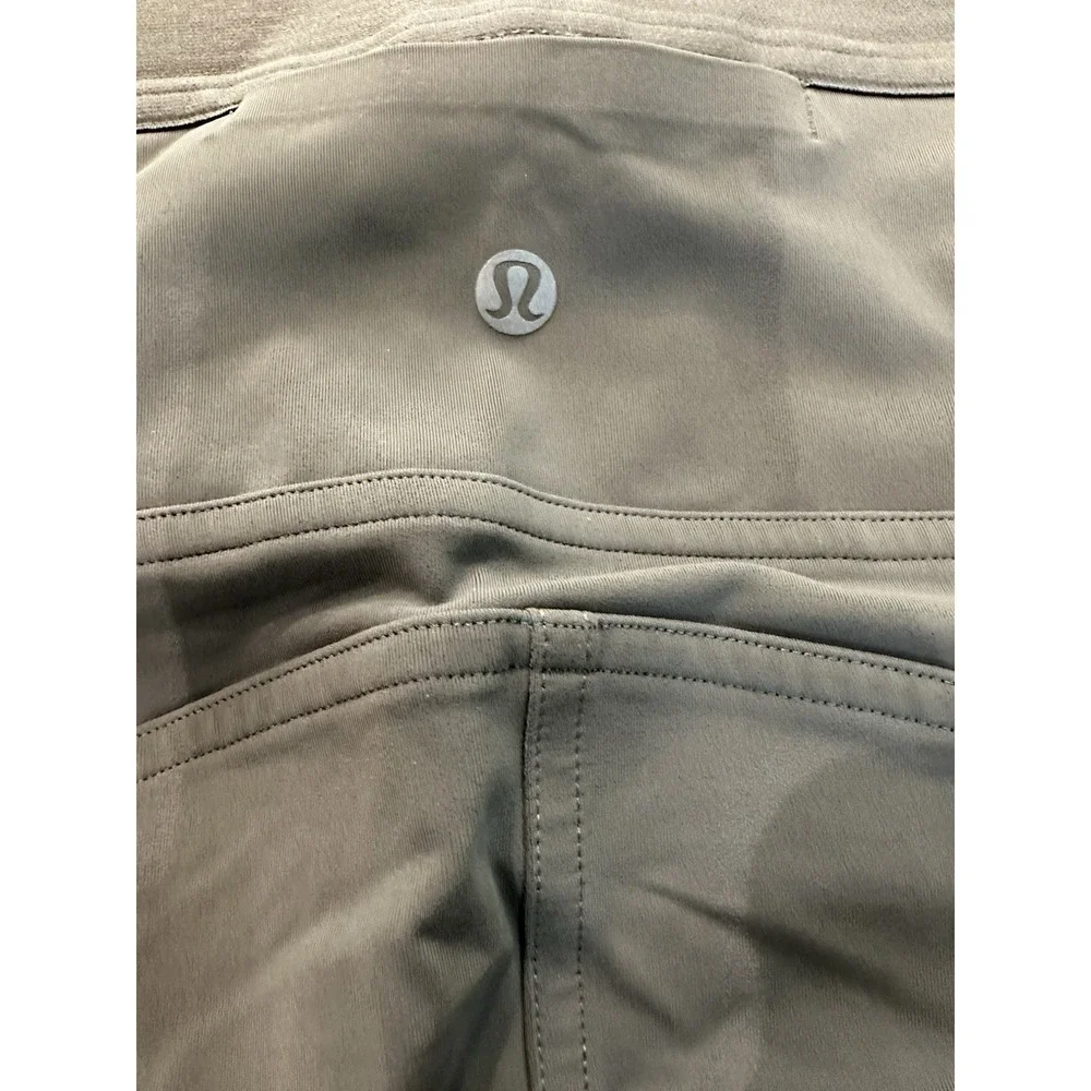 Lululemon In Movement Tight Frosted Pine Green High Rise Leggings Size 4‎